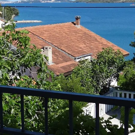 Apartment Pero *